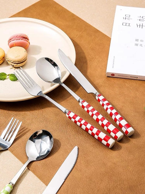 Modern Pinky Cutlery Set 