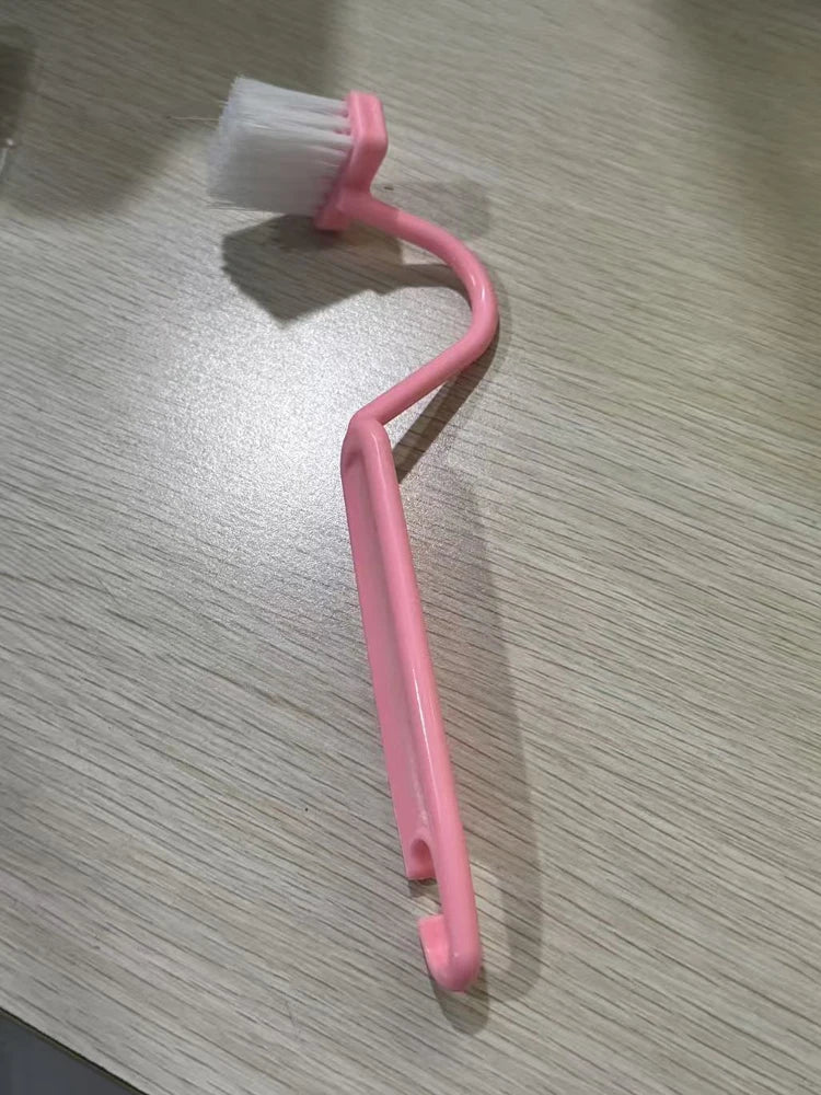 Curved toilet brush with long handle 